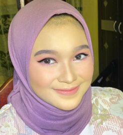 Indriani Makeup