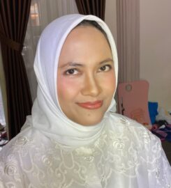 Indriani Makeup