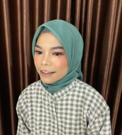 Indriani Makeup